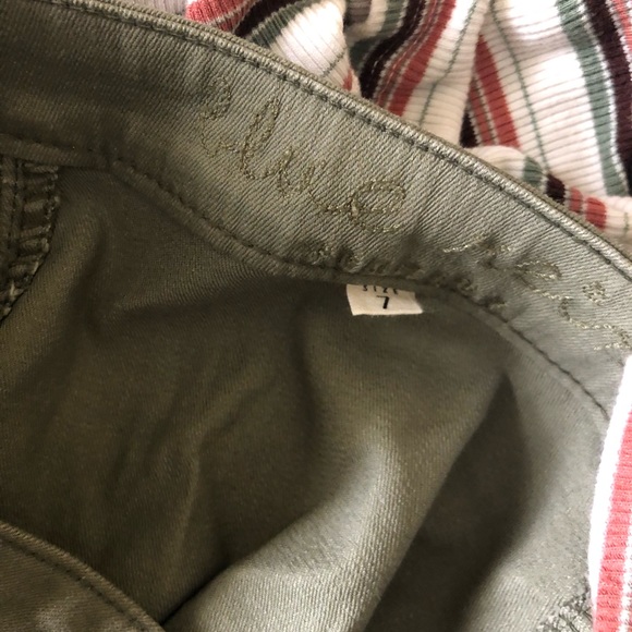 Olive skirt - Picture 3 of 3